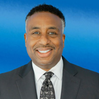 Nat-Fields-Headshot-200px