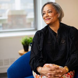 Dr. Ross URI Lisa A. Ross